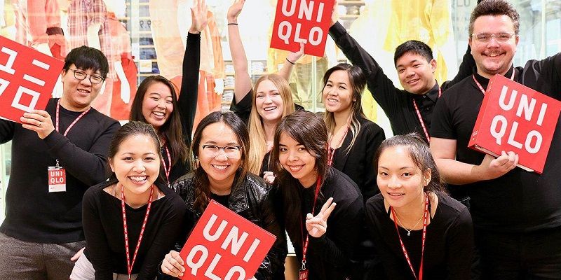 Nhân viên bán hàng ở Uniqlo có mức lương cao, đãi ngộ tốt